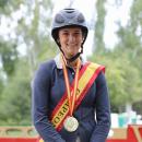 Carmen García-Torres con su medalla de oro al cuello. Foto: Miguel Ros