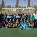 Plantilla y cuerpo técnico posan con la Copa de la Reina. Foto: Miguel Ros