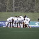 Los jugadores del Club de Campo hacen piña antes del comienzo de un partido. Foto: Ignacio Monsalve