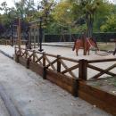 Sustitución del cerramiento perimetral de las zonas de juegos y de las jardineras del área infantil del Chalet de Tenis