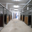 Rehabilitación del edificio Cuadra 6 de hípica.